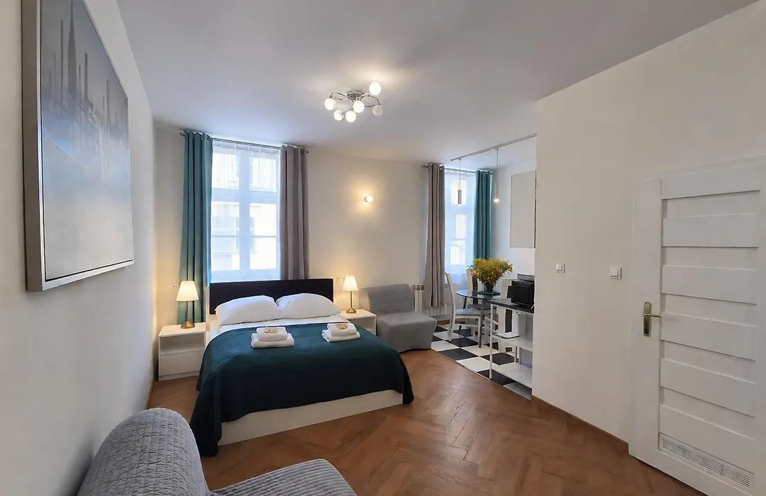 Royal Castle Apartments-1