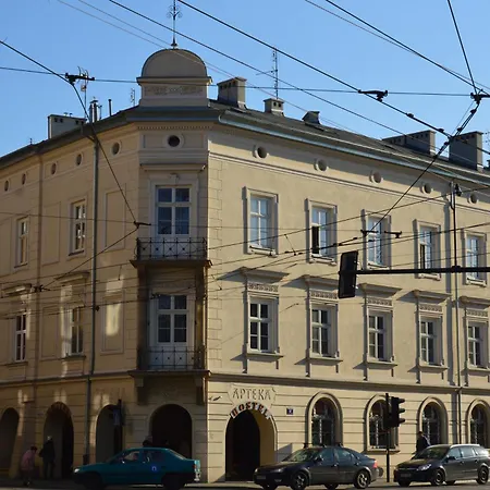Royal Castle Apartments-3